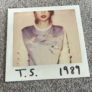 Taylor Swift 1989 Vinyl record
